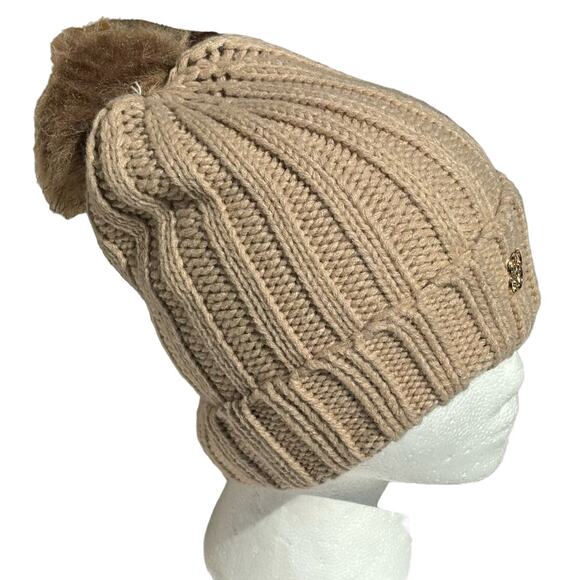 Tan Daisy Fuentes Beanie - Picture 3 of 6